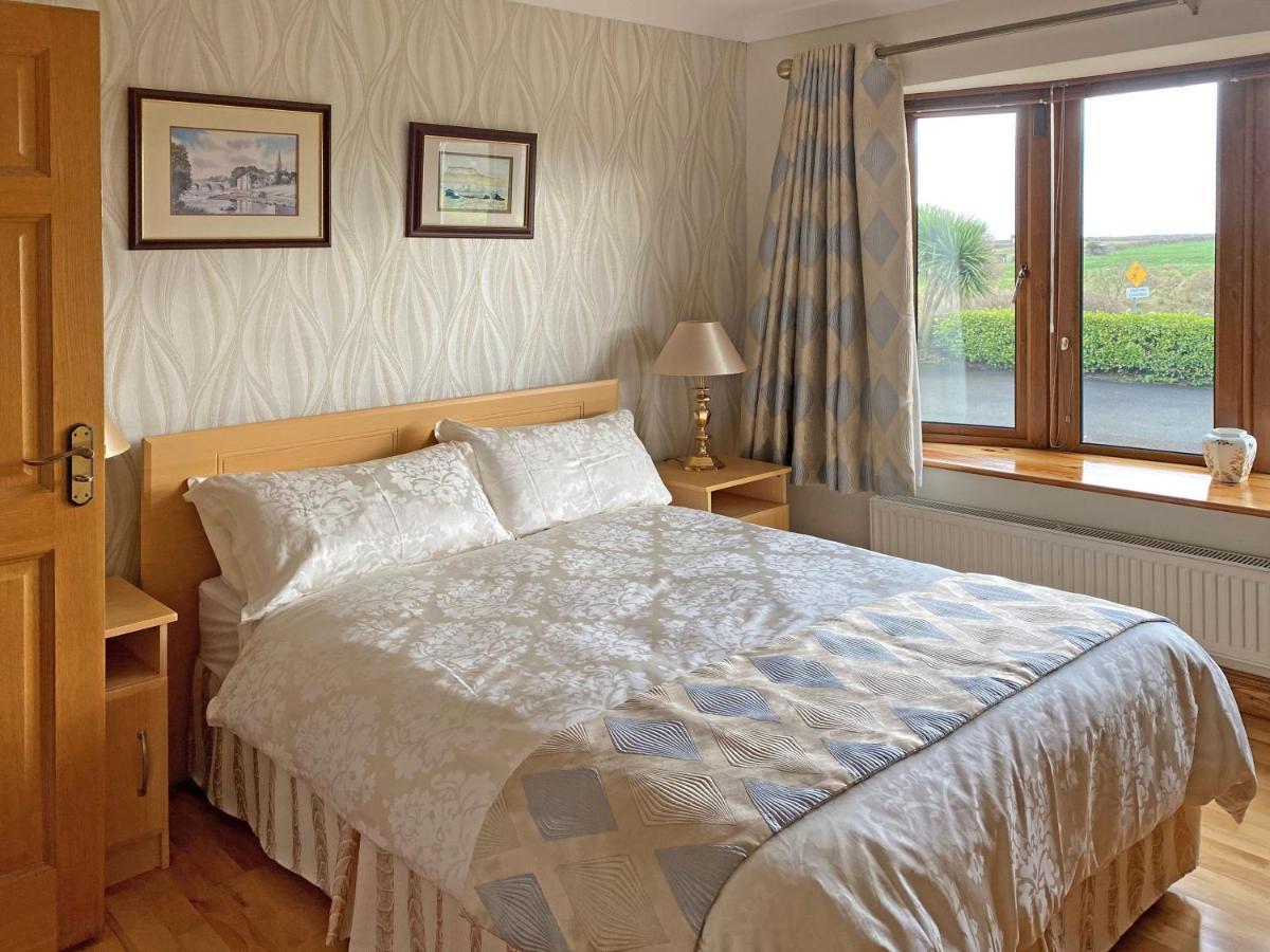 Atlantic 'N' Riverside B&B Easkey Buitenkant foto