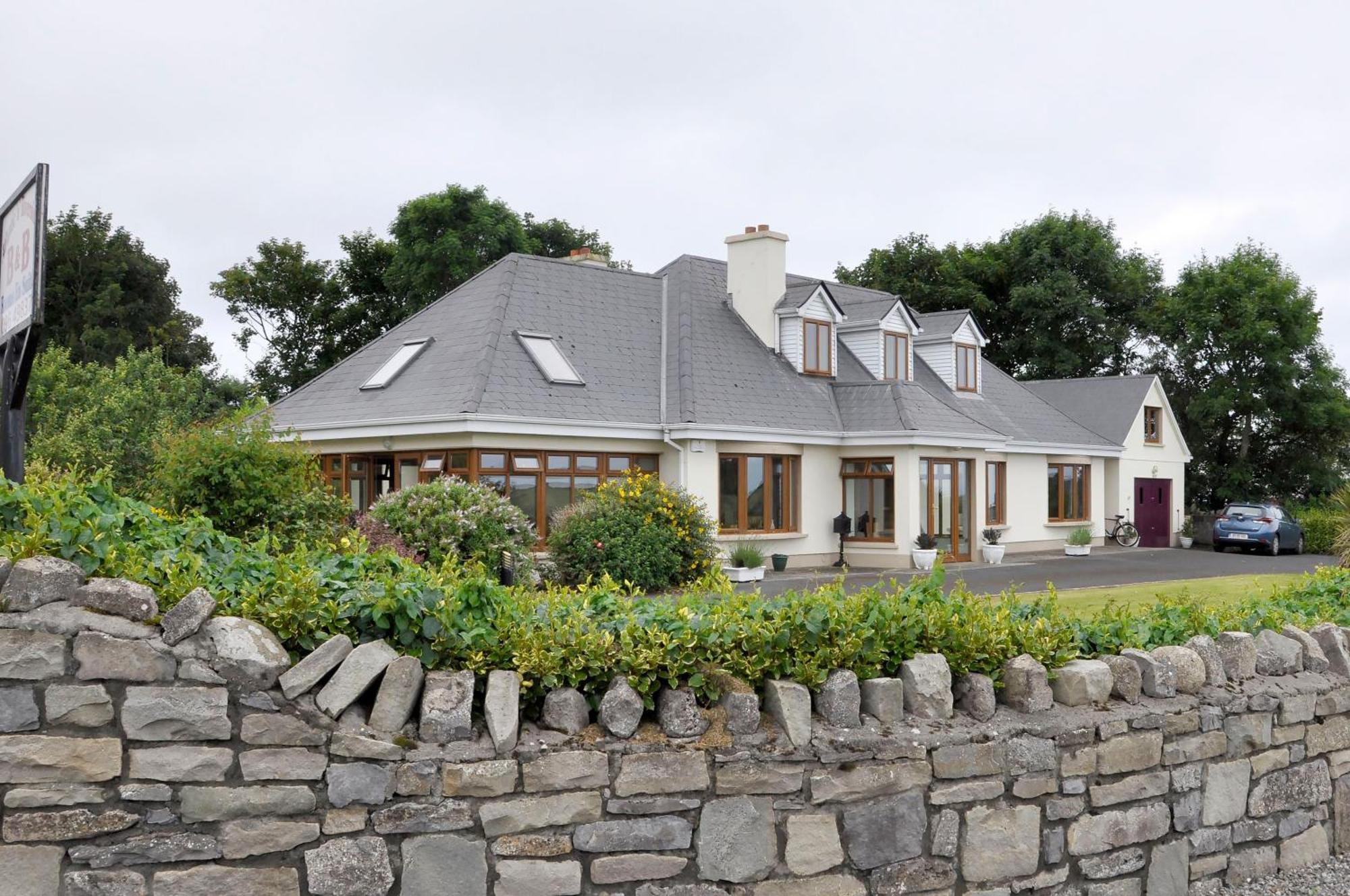 Atlantic 'N' Riverside B&B Easkey Buitenkant foto